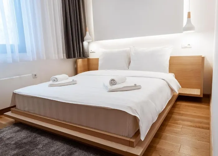 Zlatni Javor - 511 דירה