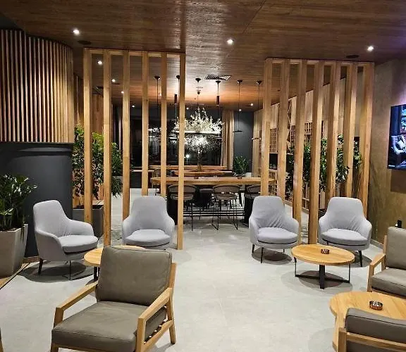 Zlatni Javor - 511 דירה